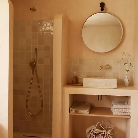 Casa Albaredo, Aldea Rural, Boutique Hotel, Retreat, Hotel O Cebrero