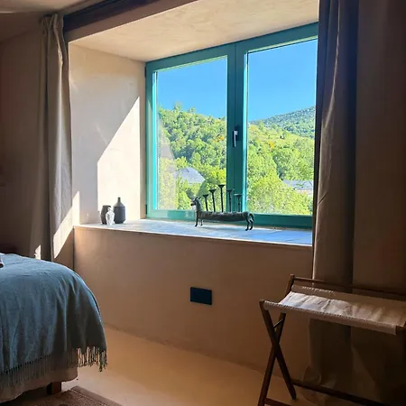 Casa Albaredo, Aldea Rural, Boutique Hotel, Retreat, Hotel *